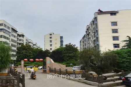 城东南苑小区2室1厅1卫29.8万65m2出售